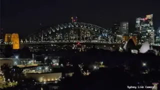 Sydney Harbour Bridge and Opera House, Sydney, Australia thumbnail